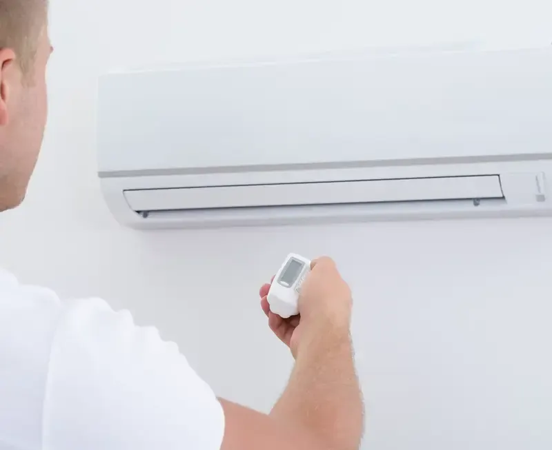 Commercial heat pump cleaning service